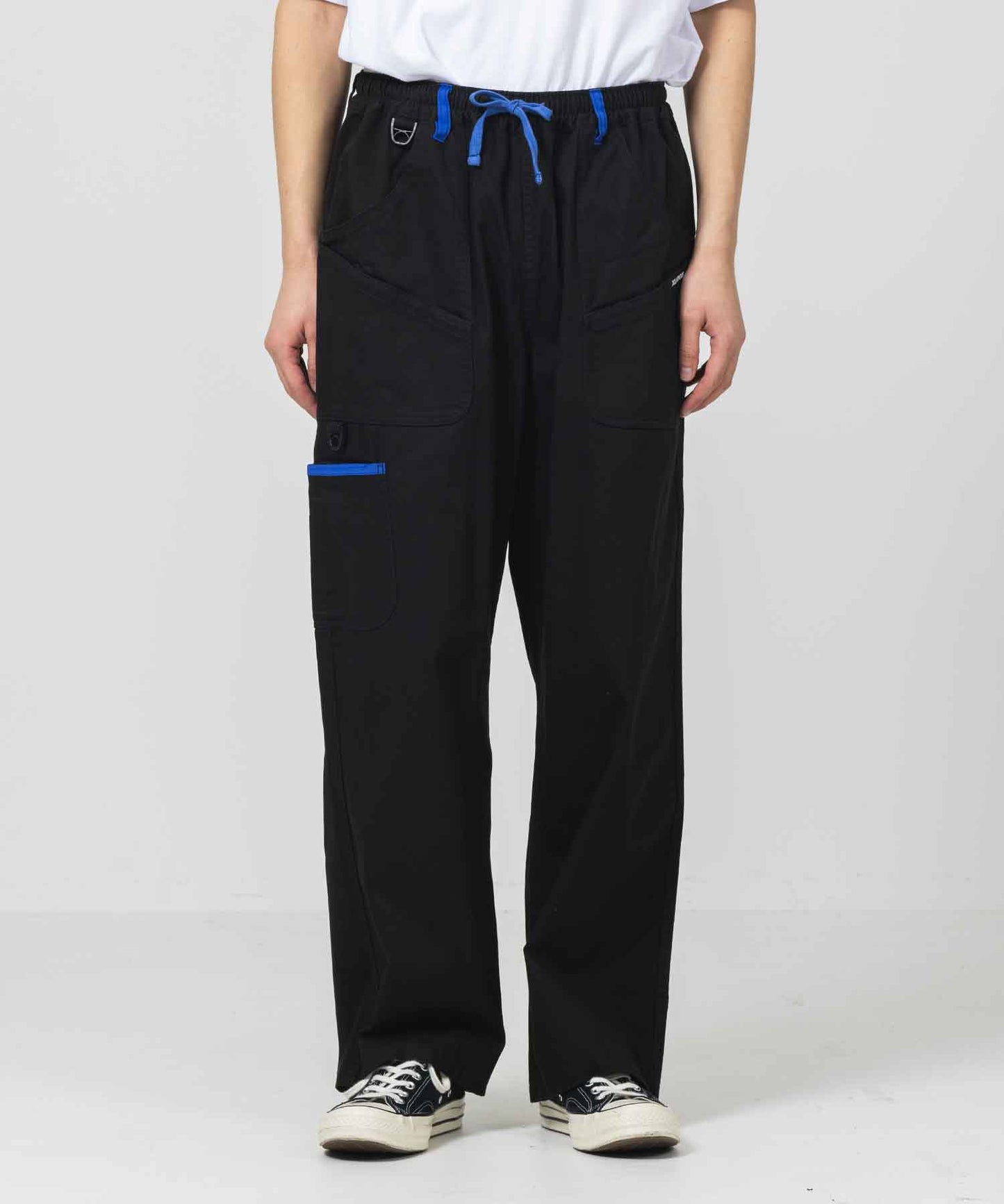 CONTRAST PIPING EASY PANT