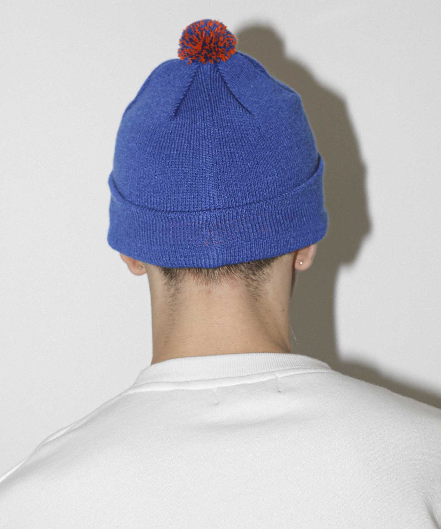 STANDARD LOGO POMPOM BEANIE HEADWEAR XLARGE  