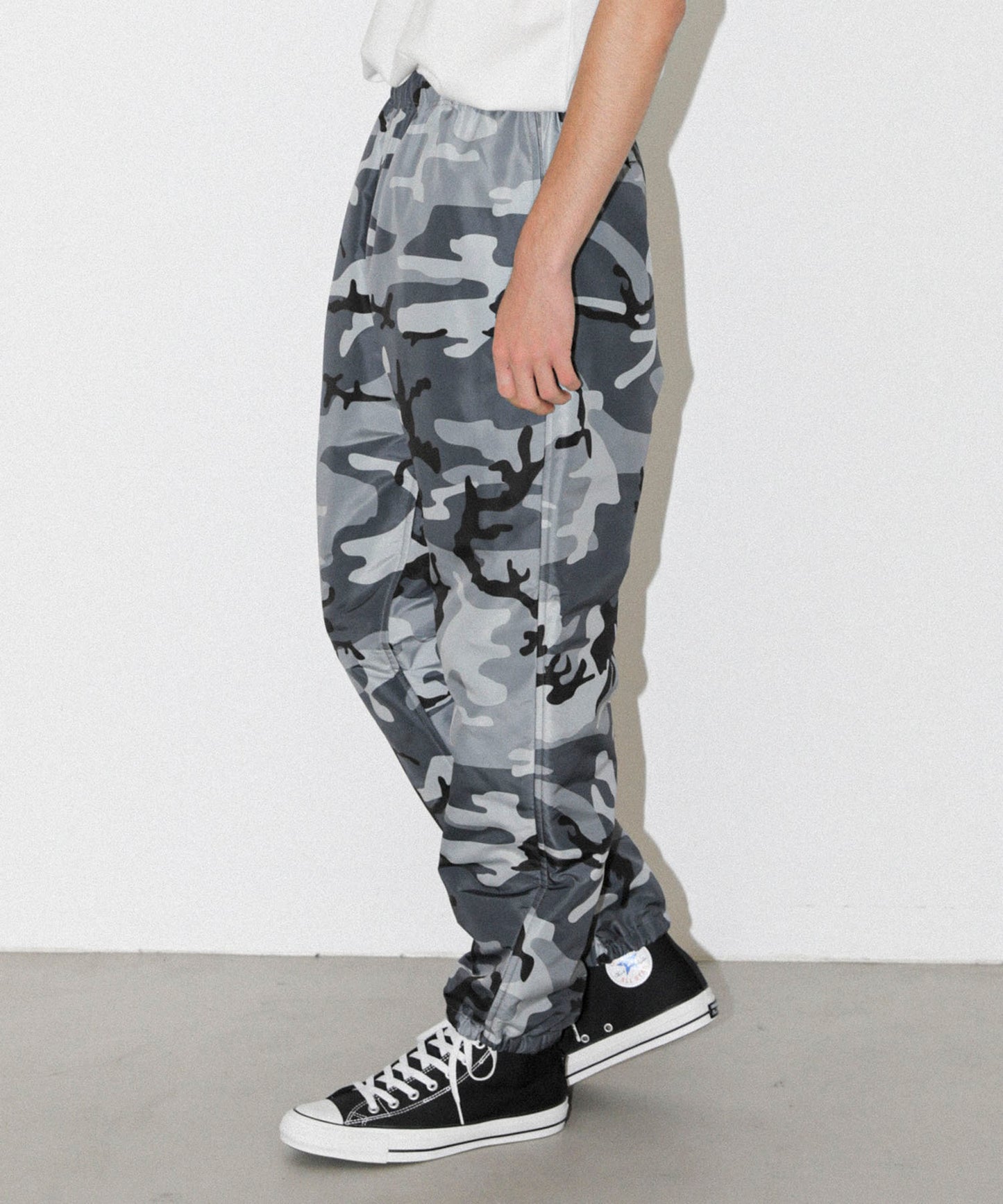 WARM UP CAMO PANTS PANTS XLARGE  